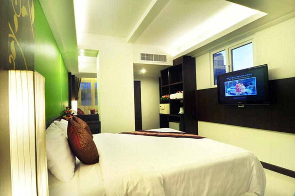 Ps Hotel Phuket Patong - Sha Plus Quarto foto